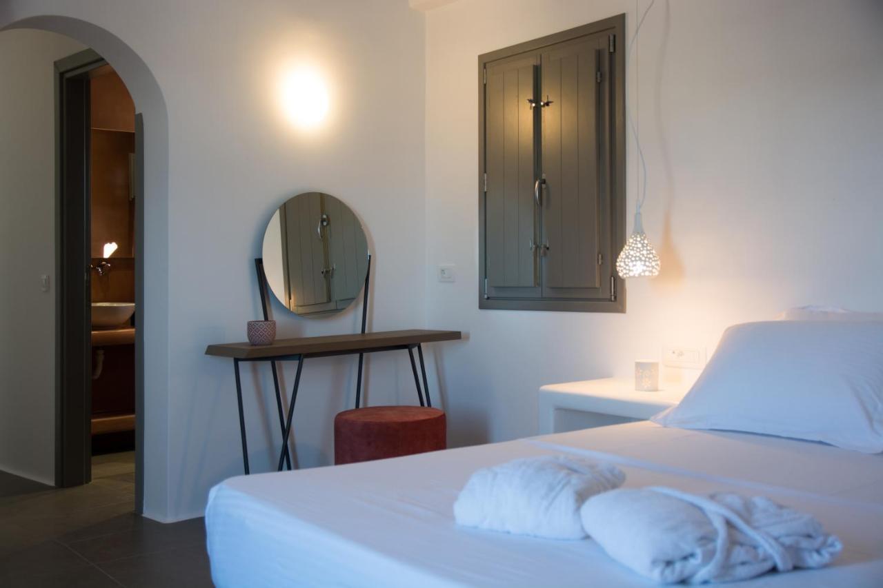 Amphitrite Suites Santorini Vóthon 外观 照片