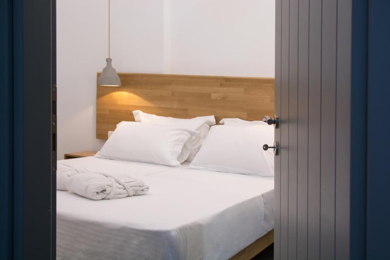 Amphitrite Suites Santorini Vóthon 外观 照片