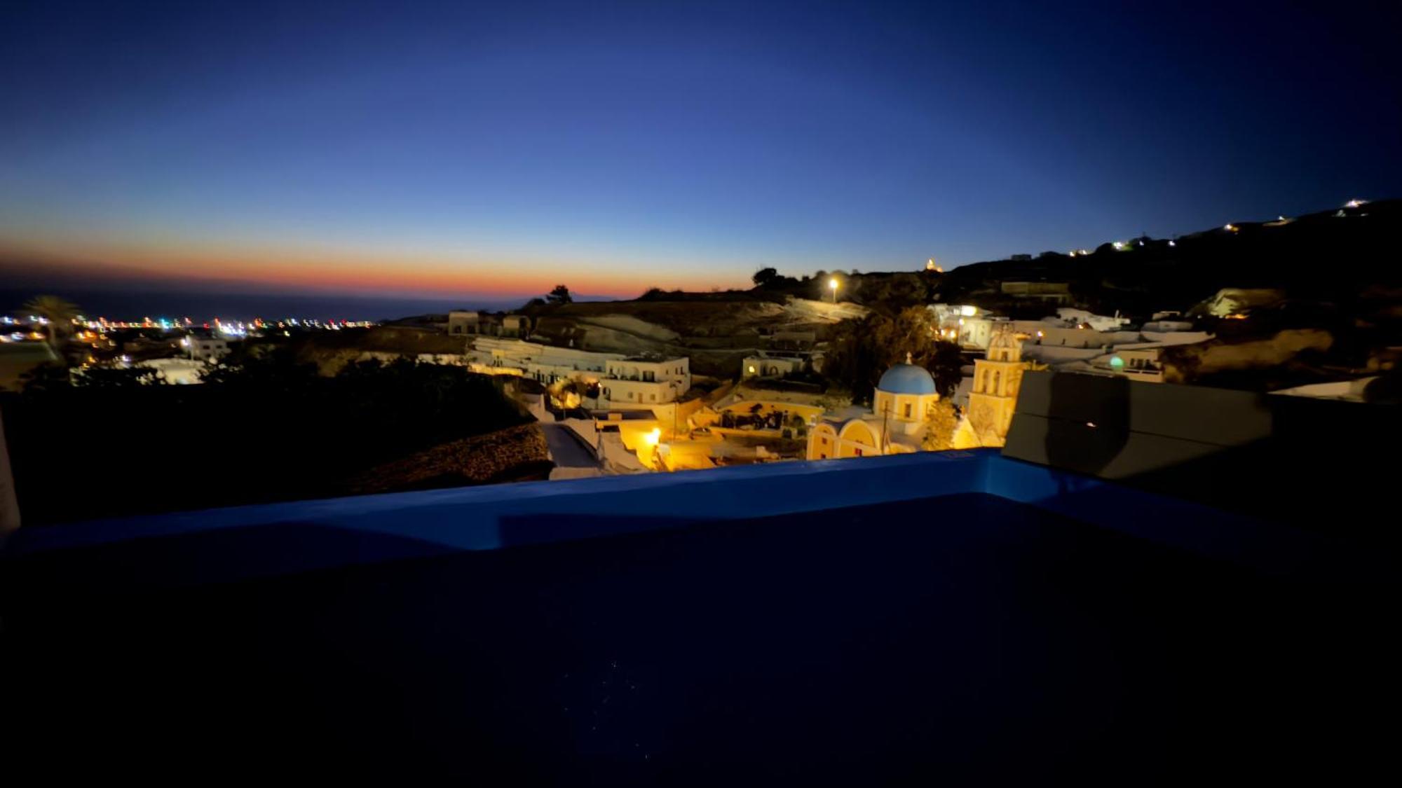 Amphitrite Suites Santorini Vóthon 外观 照片
