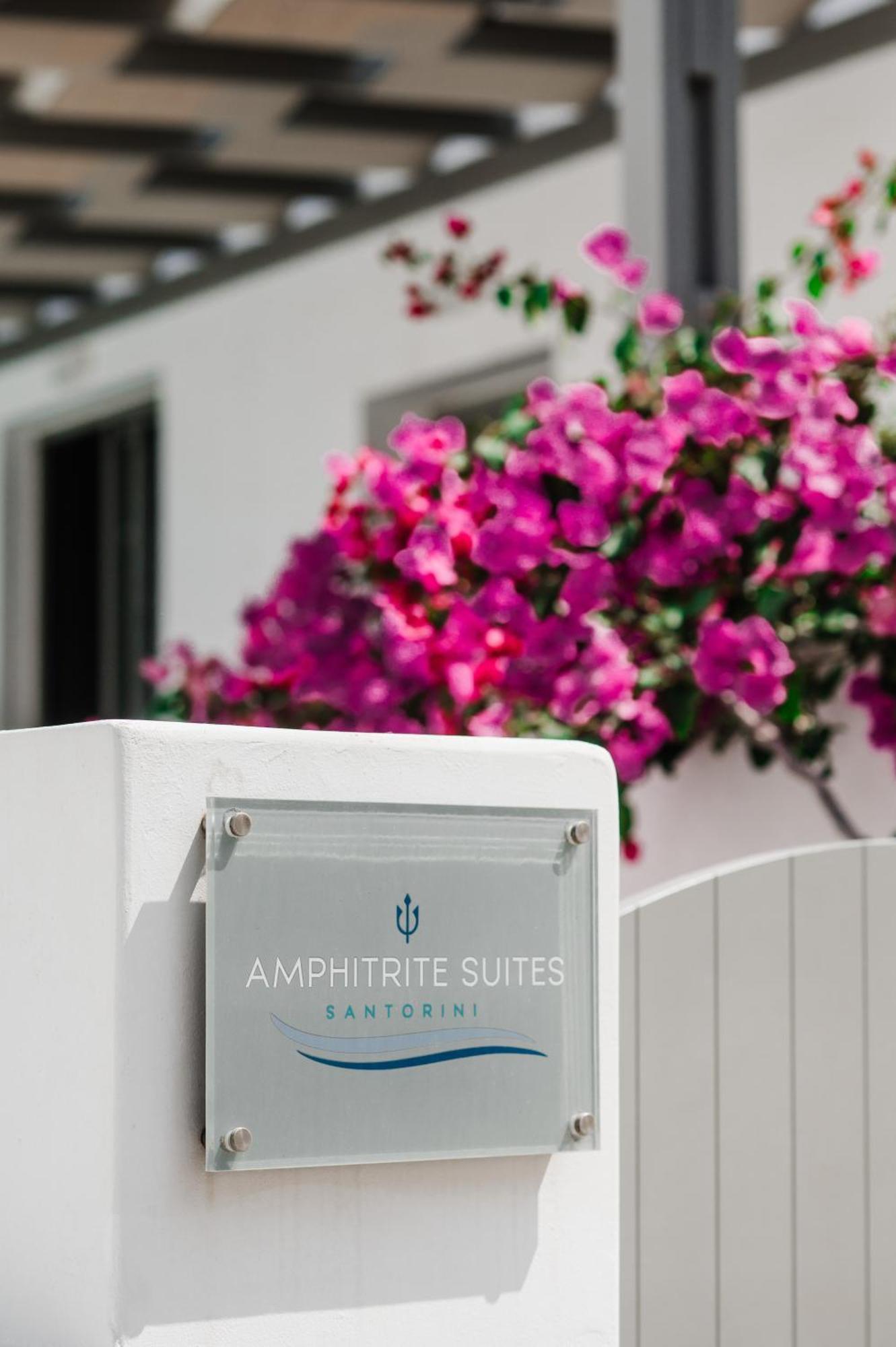 Amphitrite Suites Santorini Vóthon 外观 照片