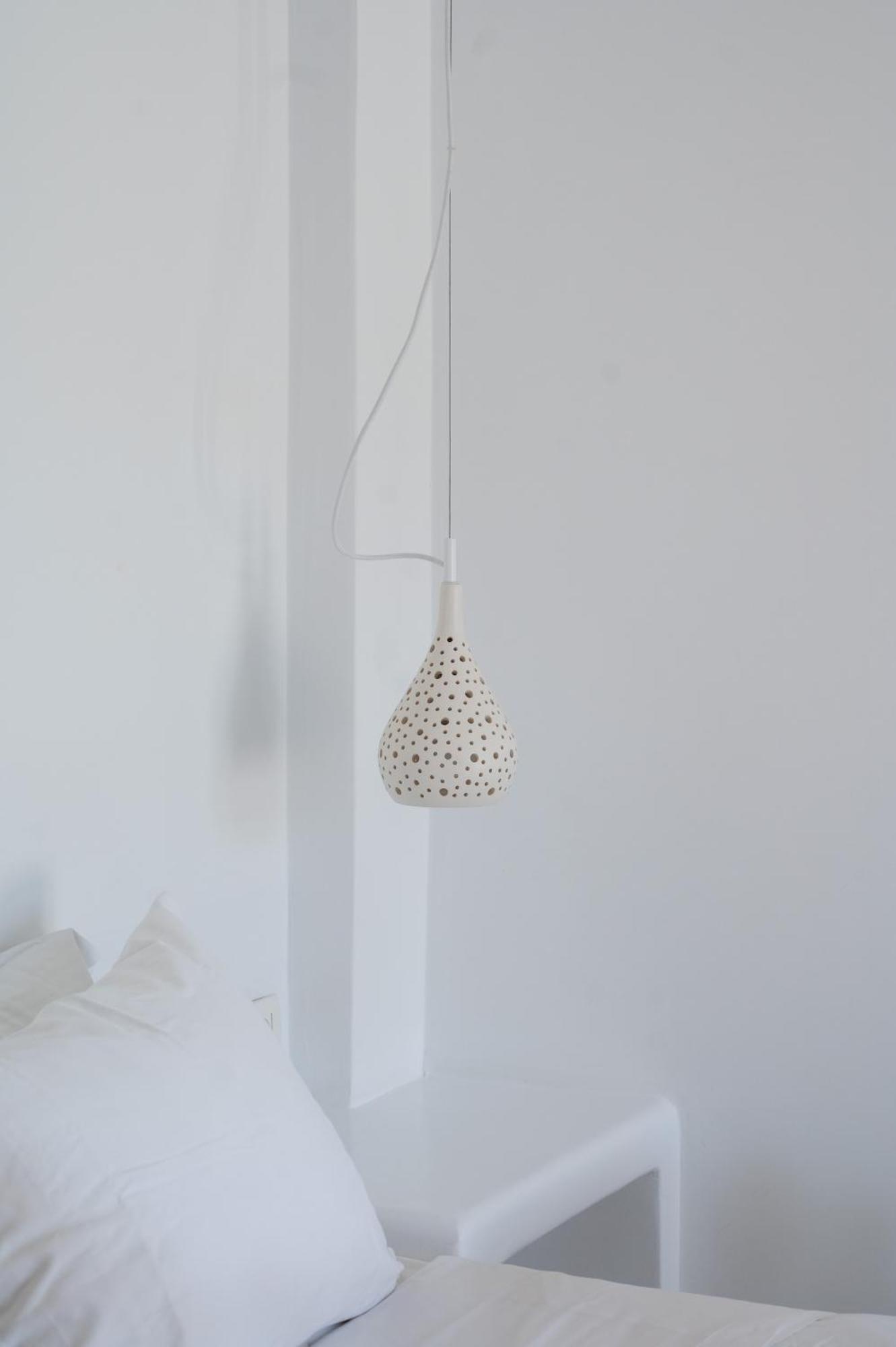 Amphitrite Suites Santorini Vóthon 外观 照片